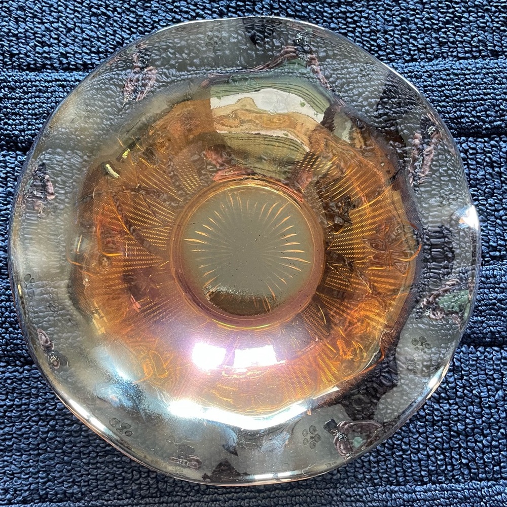 Vintage Carnival Glass/depression bowl